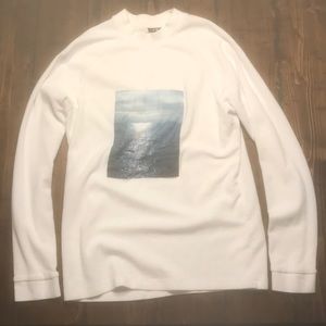 White turtle neck long sleeve tee